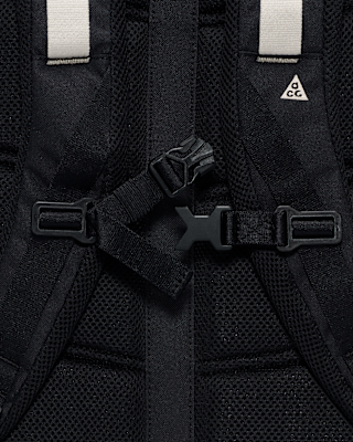 Nike ACG 'DAYMAX' Backpack (25L). Nike RO